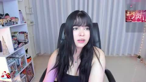 Snapshot of _misshoneyxx chatting on 11-21-25, 04:00 Hanna Idependent Model online show from 11-21-25, 04:00