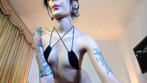 Snapshot of _mizuki chatting on 02-19-25, 05:38 mizuki  online show from 02-19-25, 05:38