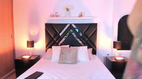 mizuki  online show from 03-27-26, 03:45