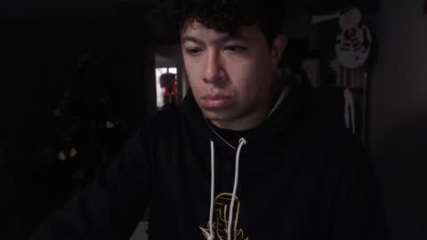 Snapshot of _mr_panda_ chatting on 12-23-24, 10:01 Panda online show from 12-23-24, 10:01