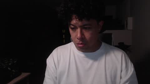 Snapshot of _mr_panda_ chatting on 01-17-25, 01:04 Panda online show from 01-17-25, 01:04