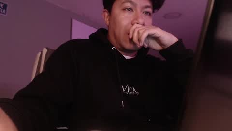 Snapshot of _mr_panda_ chatting on 02-15-25, 01:53 Panda online show from 02-15-25, 01:53