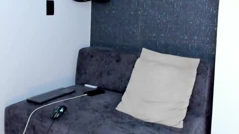 Snapshot of _mrcock_ chatting on 09-16-25, 11:17 _mrcock_ online show from 09-16-25, 11:17