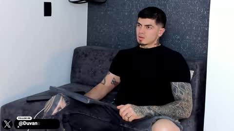 Snapshot of _mrcock_ chatting on 10-19-25, 11:05 _mrcock_ online show from 10-19-25, 11:05