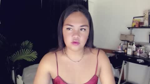 Snapshot of _mslibaylibay_ chatting on 06-02-26, 06:04 Angel online show from 06-02-26, 06:04