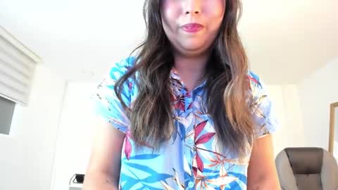 Snapshot of _natalie18_ chatting on 01-16-25, 03:23 Natalie online show from 01-16-25, 03:23