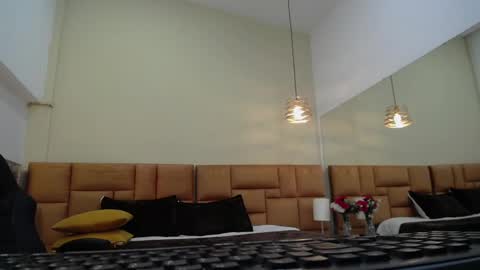 Snapshot of _natalie18_ chatting on 01-18-25, 07:15 Natalie online show from 01-18-25, 07:15