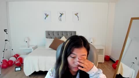 Snapshot of _natalie18_ chatting on 02-18-25, 02:59 Natalie online show from 02-18-25, 02:59