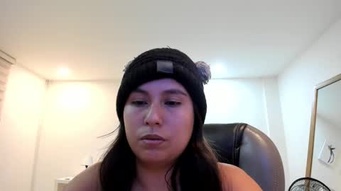 Snapshot of _natalie18_ chatting on 02-26-25, 02:04 Natalie online show from 02-26-25, 02:04