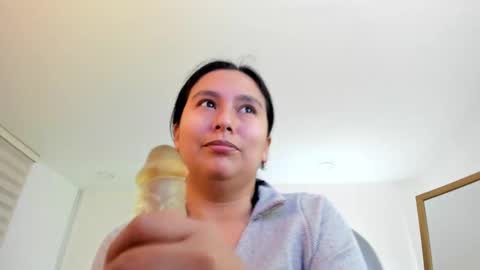 Snapshot of _natalie18_ chatting on 09-11-25, 03:39 Natalie online show from 09-11-25, 03:39