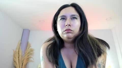 Snapshot of _natalie18_ chatting on 11-01-25, 11:07 Natalie online show from 11-01-25, 11:07