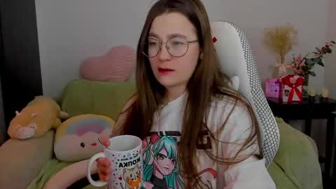 Mia with a big heart  online show from 03-05-25, 02:57