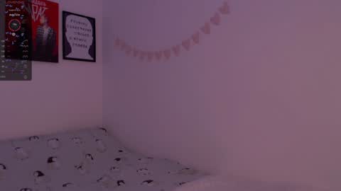 Nika online show from 12-19-24, 11:14