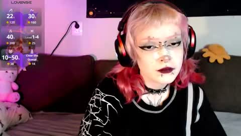 Nicole online show from 07-05-26, 06:59