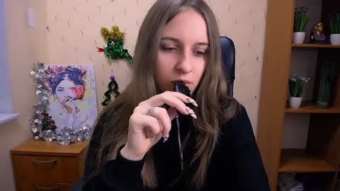 Snapshot of _nicole_new chatting on 12-11-24, 12:12 Nica online show from 12-11-24, 12:12