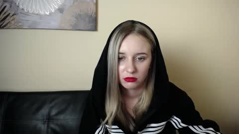 Nica online show from 11-21-25, 01:54