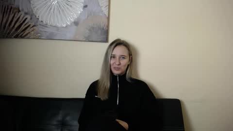 Nica online show from 11-28-25, 11:46