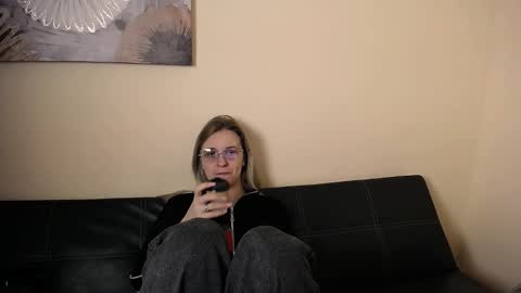 Nica online show from 03-05-26, 10:11