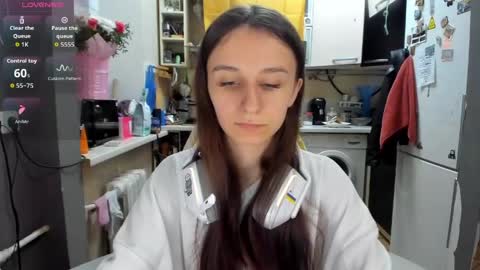 Nika online show from 05-31-26, 05:20
