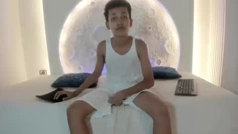 Noah online show from 09-16-25, 08:32