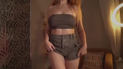  Adalin  online show from 10-30-25, 09:04