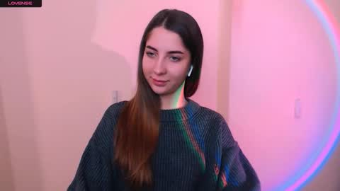 Olivia online show from 11-28-25, 11:13