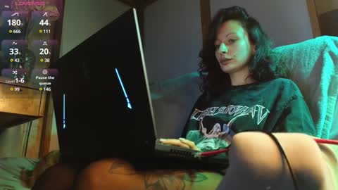 Snapshot of _owner_ chatting on 12-29-24, 12:01 The Supreme Goddess Rose online show from 12-29-24, 12:01