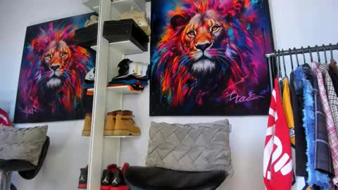 Kevin  online show from 10-25-25, 06:35