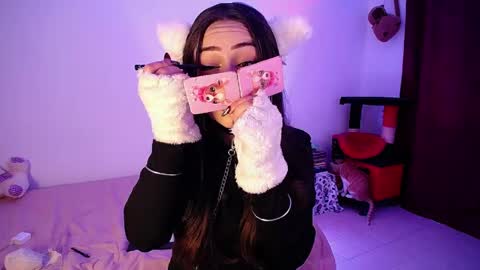 Paris online show from 04-18-26, 10:21