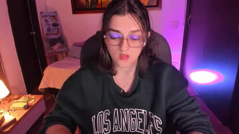 violeta ig  online show from 10-13-25, 04:56