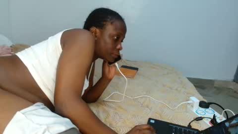 Peach online show from 09-13-25, 06:51