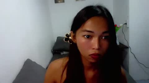 Snapshot of _petitemary69 chatting on 07-21-26, 02:19 mary online show from 07-21-26, 02:19