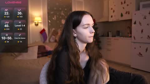 Luna online show from 12-17-25, 10:21