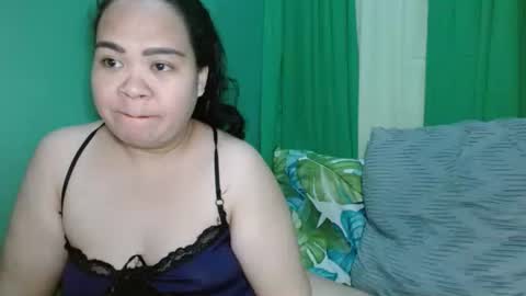 Snapshot of _pinayglamourbum_143xxx_ chatting on 03-13-26, 01:07 Pinaylovelybum online show from 03-13-26, 01:07