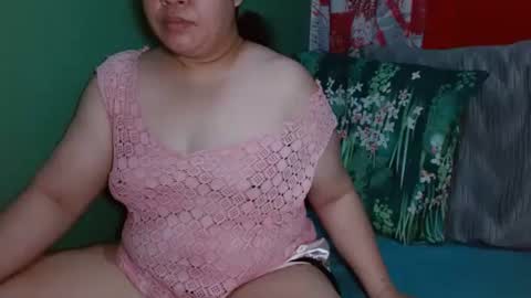 Snapshot of _pinayglamourbum_143xxx_ chatting on 04-23-26, 06:47 Pinaylovelybum online show from 04-23-26, 06:47