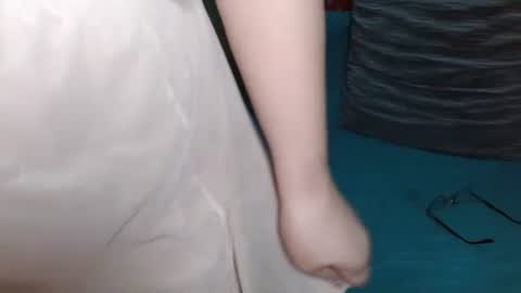 Snapshot of _pinayglamourbum_143xxx_ chatting on 05-06-26, 07:13 Pinaylovelybum online show from 05-06-26, 07:13