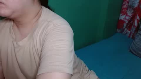 Snapshot of _pinayglamourbum_143xxx_ chatting on 05-11-26, 02:28 Pinaylovelybum online show from 05-11-26, 02:28