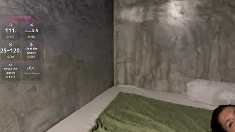  HADLY today day-off see u online 0112  online show from 11-14-25, 02:05