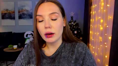 Snapshot of _pureflame_ chatting on 12-21-24, 10:51 Your soul mate Bubu online show from 12-21-24, 10:51