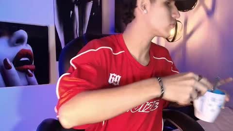 wav online show from 11-02-25, 05:54