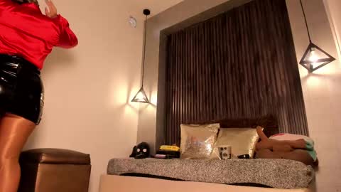 rebecca online show from 02-11-25, 04:56