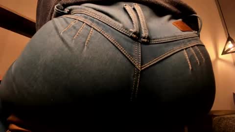 rebecca online show from 02-14-25, 04:09