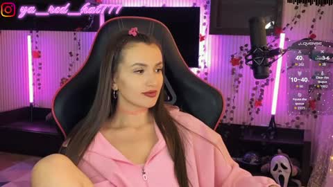 -RED HAT- online show from 04-17-26, 09:45