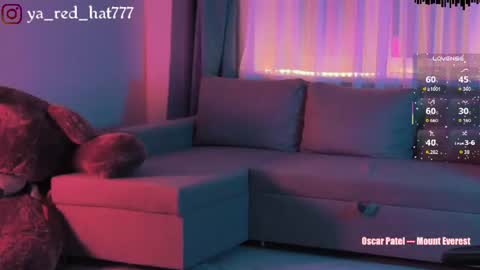Snapshot of _red_hat_7 chatting on 07-20-26, 04:42 -RED HAT- online show from 07-20-26, 04:42