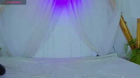 Moon online show from 12-01-25, 10:04