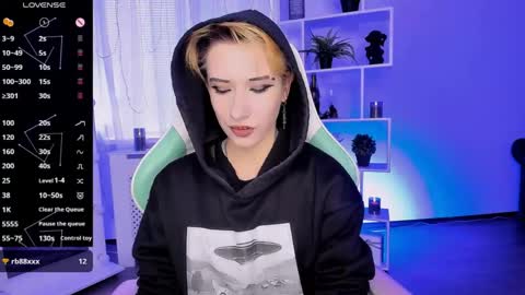 Rein online show from 04-18-26, 02:54