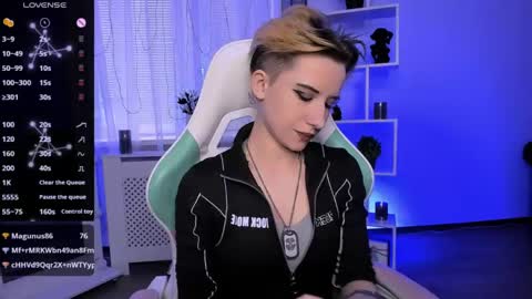 Snapshot of _rein_ramm chatting on 04-25-26, 02:36 Rein online show from 04-25-26, 02:36