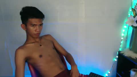 Snapshot of _rellvanxx chatting on 03-12-25, 03:02 _rellvanxx online show from 03-12-25, 03:02
