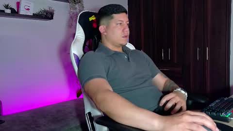 Roberto online show from 12-19-25, 11:39