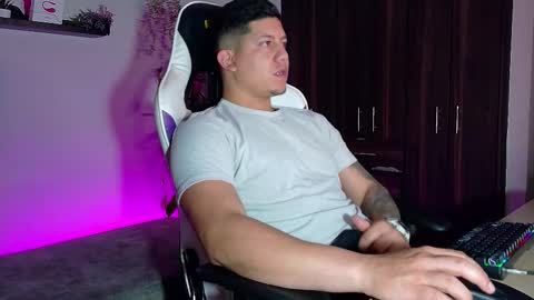 Roberto online show from 12-20-25, 11:28